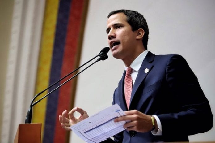 Guaidó: El gobierno odia el pensamiento crítico que se genera en las universidades