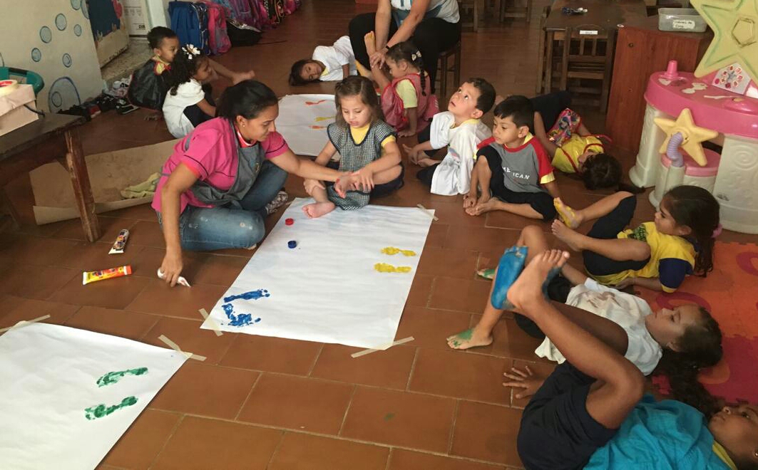 “En guarderías más que maestros deben buscar madres”
