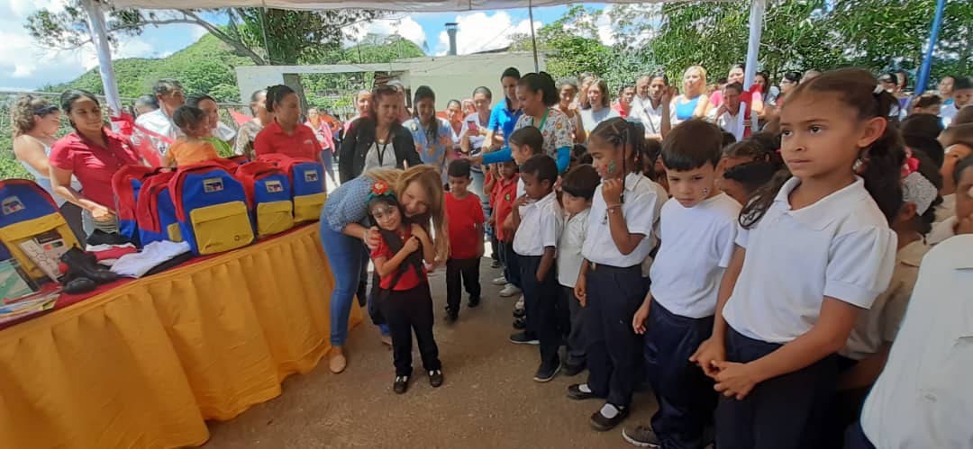 Rehabilitan UE El Naranjal