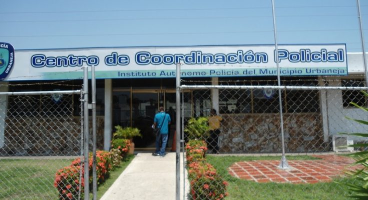 Dictan privativa de libertad a dos exfiscales por extorsión