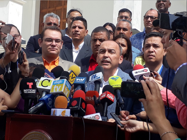 Francisco Torrealba: “Diputados opositores se han gastado el dinero recibido”