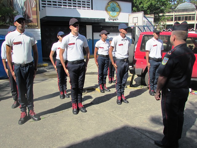 Estudiantes del PNF Bomberil de la UNES realizarán prácticas profesionales