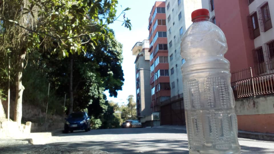 “Tenemos más de tres años  padeciendo por agua”