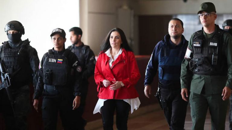 Exsenadora colombiana fue presentada en tribunales de Caracas