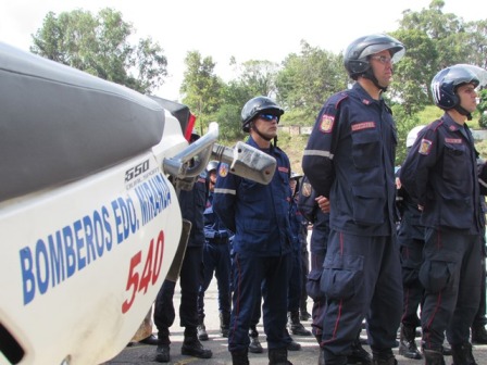 Actualizan inventario de equipos de Bomberos de Miranda