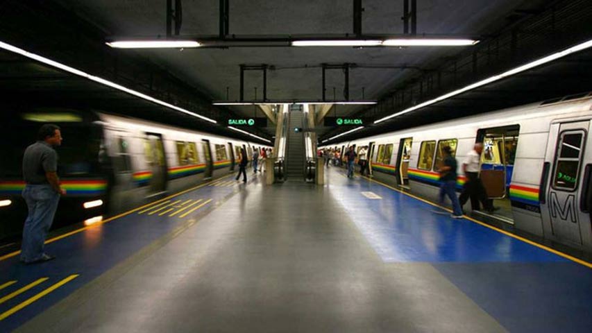 Seis estaciones del metro de Caracas no prestan servicio comercial