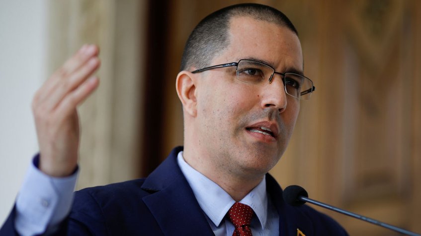 Jorge Arreaza niega solicitud de vuelos de repatriación por parte de EEUU