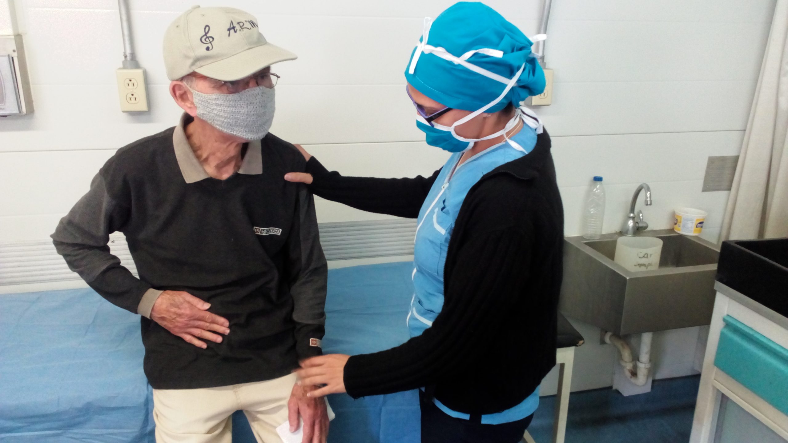 La apendicitis solo se trata quirúrgicamente