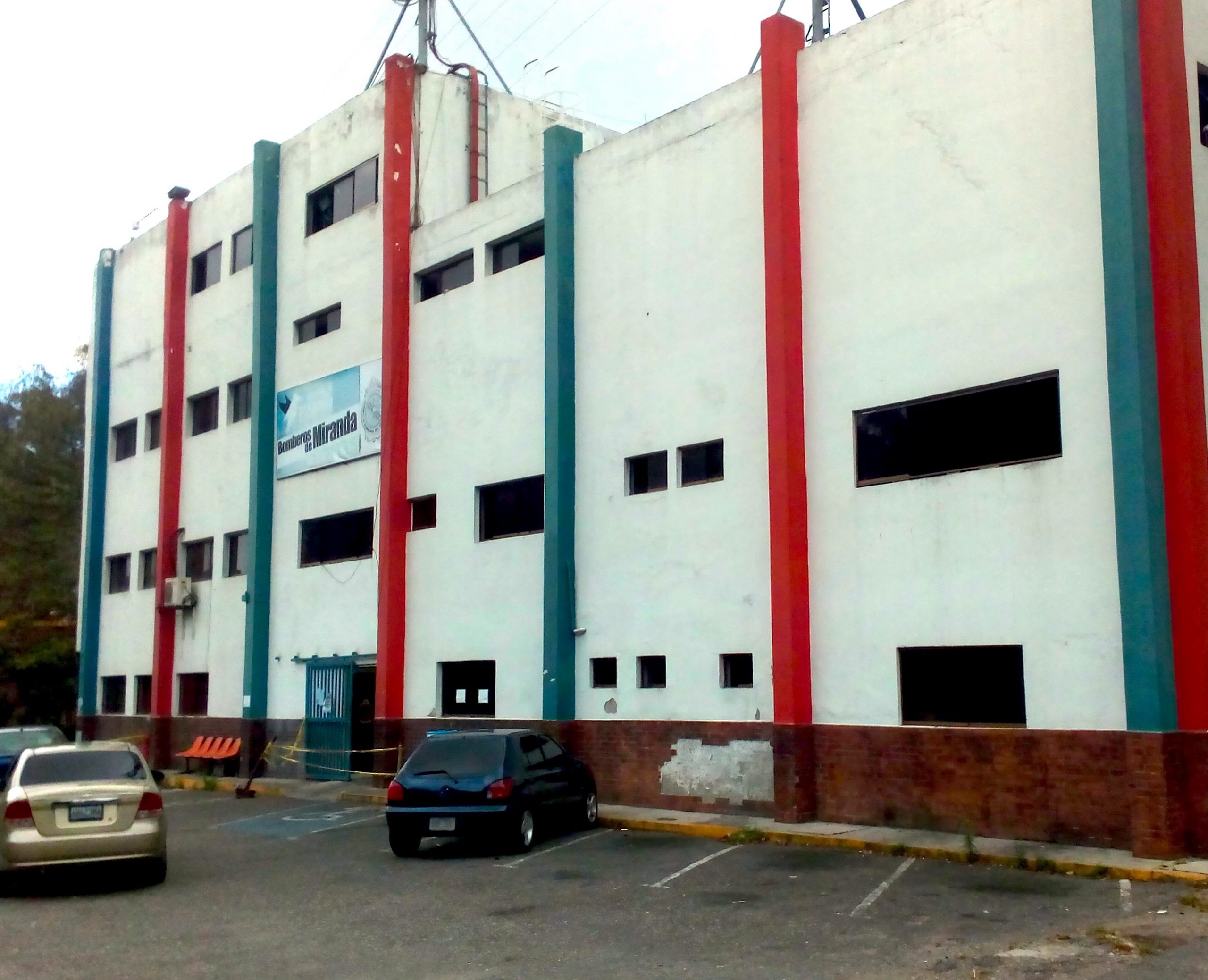 Paralizadas consultas especiales en servicio médico de los Bomberos