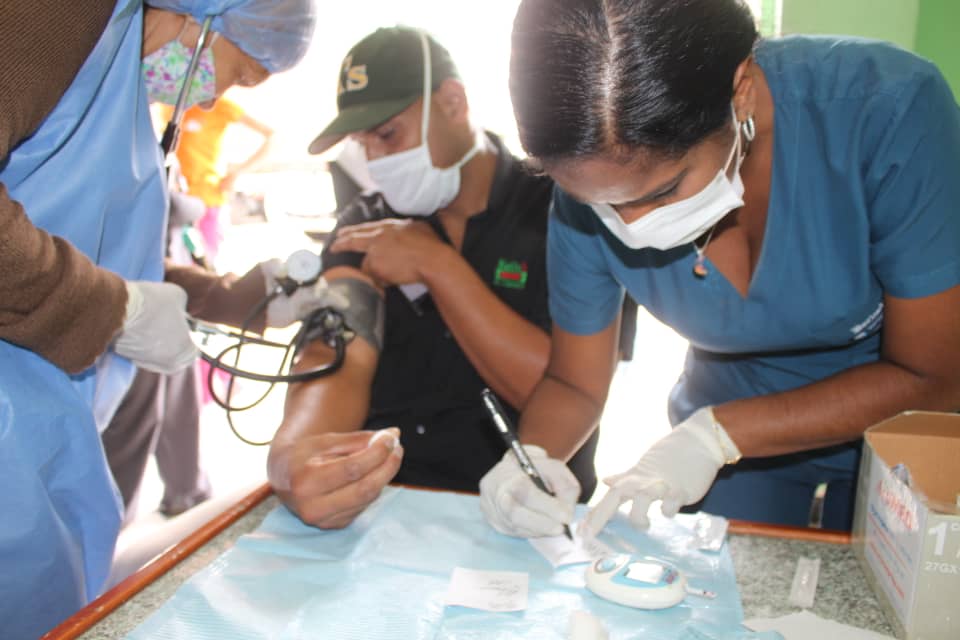 Mantienen monitoreo de protocolos sanitarios en comercios de Carrizal