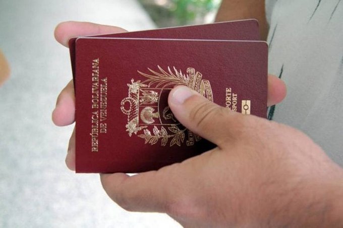 Tratamitar un pasaporte nuevo cuesta de Bs. 39.137.239,13