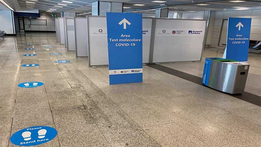 Aeropuertos romanos instalan cabinas para pruebas de coronavirus