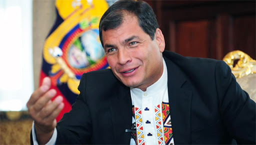 Rafael Correa anunció su candidatura a la vicepresidencia de Ecuador