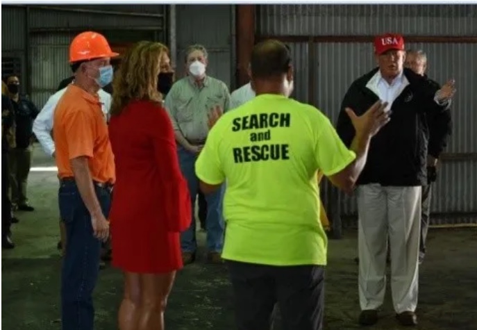 Trump promente pronta reconstrucción de zonas golpeada por huracán