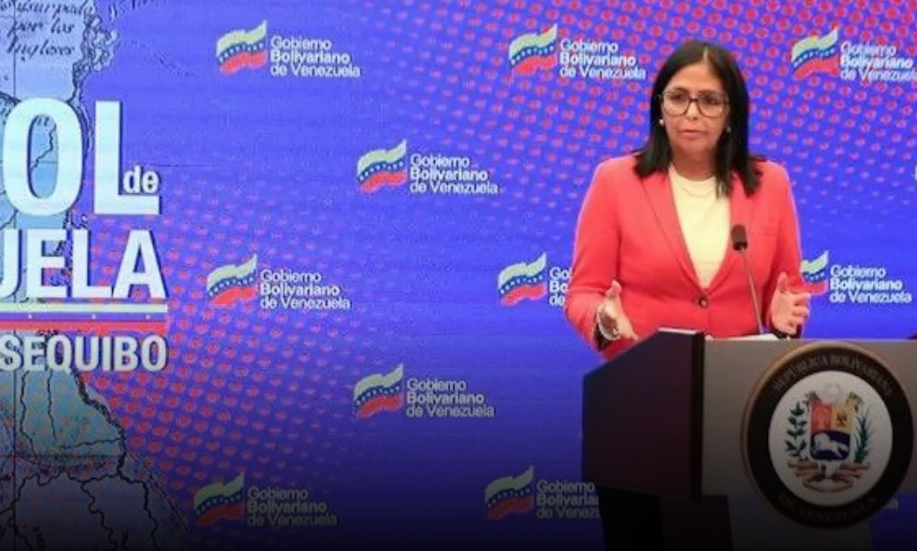 Delcy Rodríguez también designada ministra de Finanzas