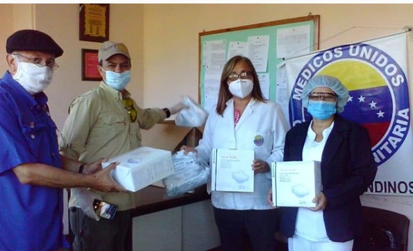 Donan 300 mascarillas quirúrgicas en el HVS