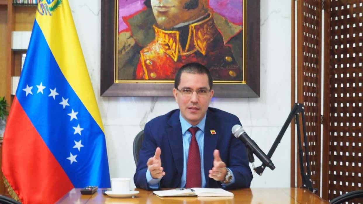 Canciller llama a venezolanos a participar en parlamentarias como un acto de soberanía