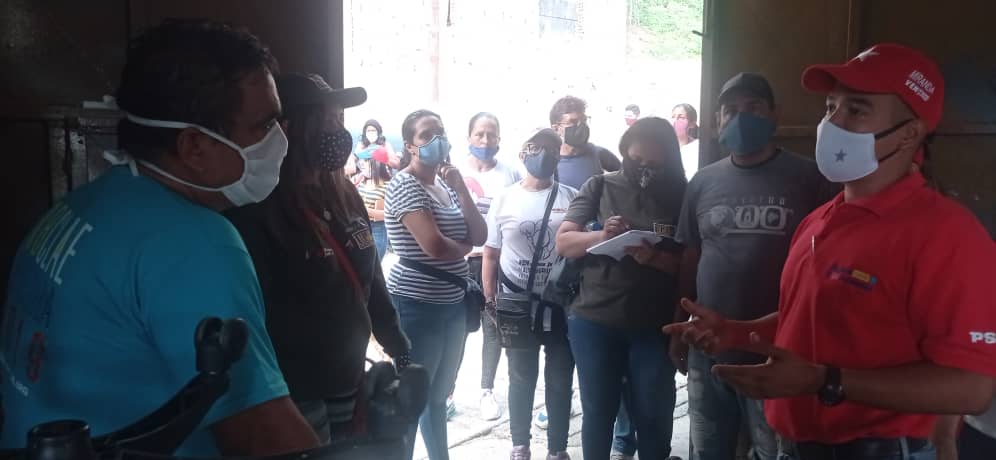 Paquete de leyes promueven candidatos del chavismo en el inicio de campaña