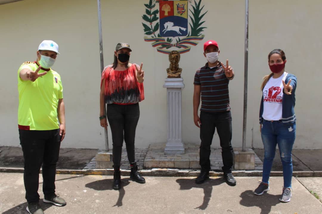 Con visitas casa por casa el chavismo arranca la campaña este 3-N