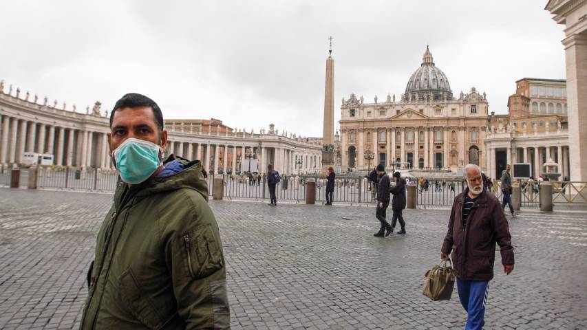 Vaticano comienza campaña de vacunación