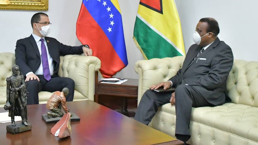 Venezuela ratificó defensa sobre el Esequibo en reunión con encargado de negocios de Guyana