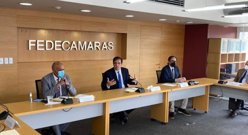 “No podemos actuar por lo que  digan los extremos en las redes”