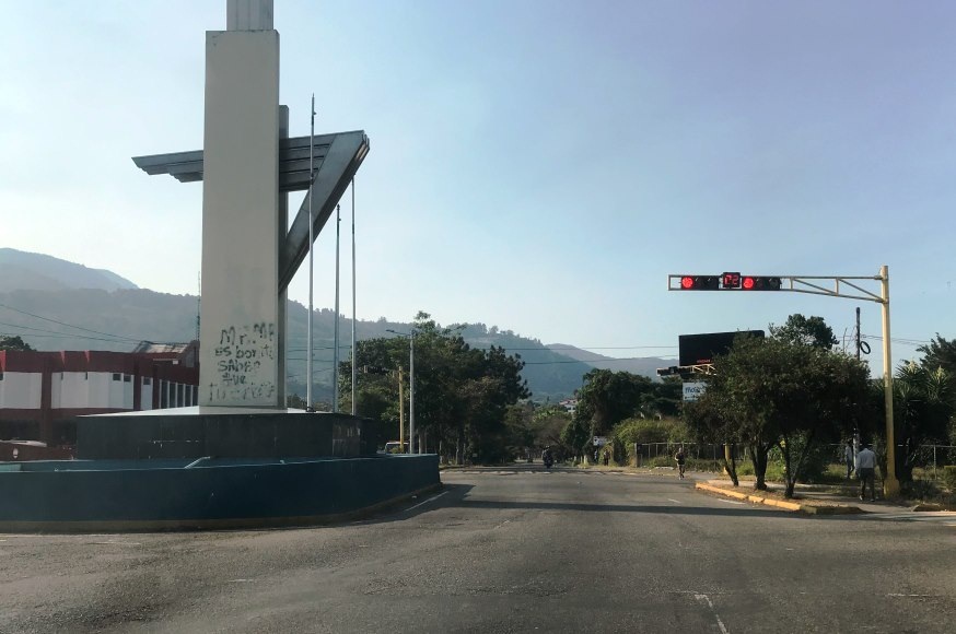 Restringida entrada y salida de vehículos en Táchira