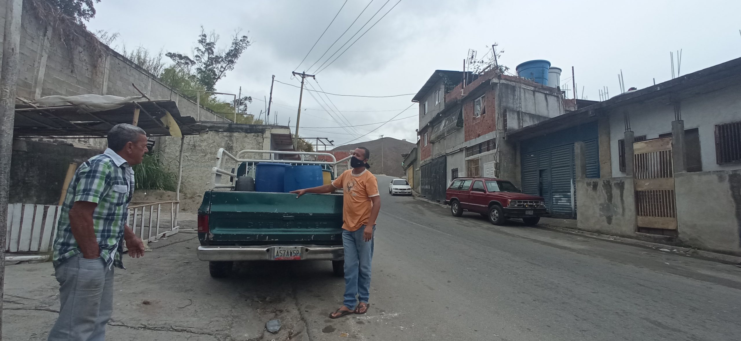 En Barrio Ayacucho exigen a Hidrocapital que abra la llave