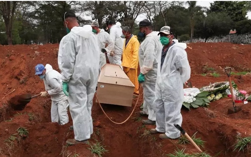 Brasil roza las 350 mil  muertes por Covid-19