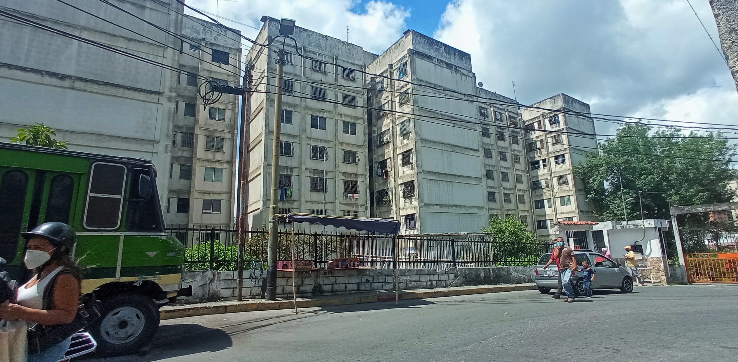 Fallas de Intercable aquejan a vecinos de La Cascarita