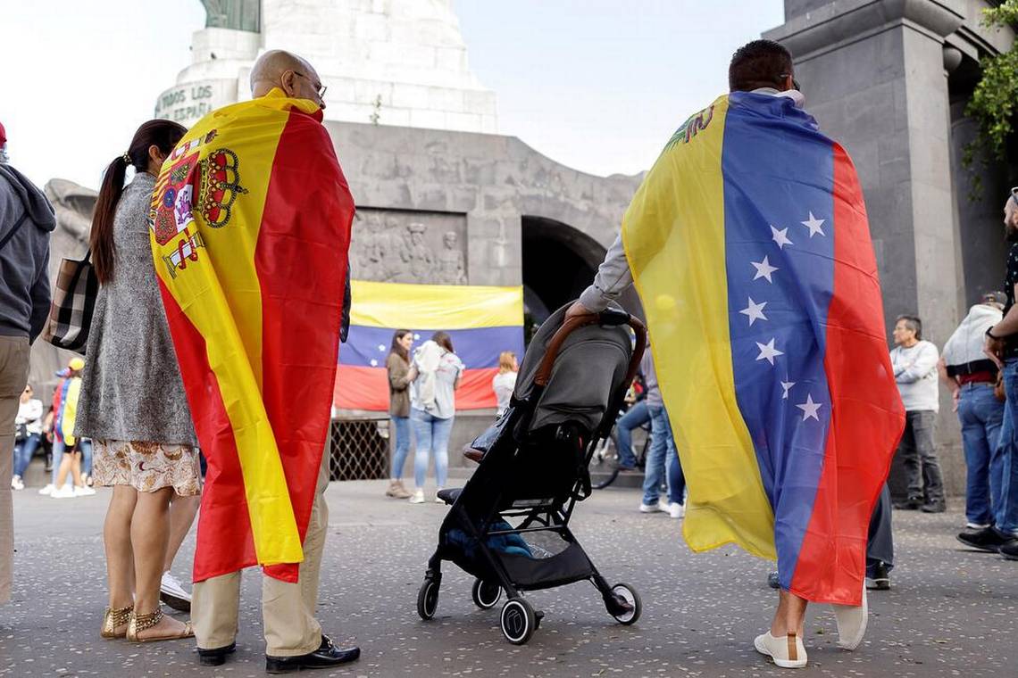 España da el visto bueno a propuesta negociadora de Guaidó