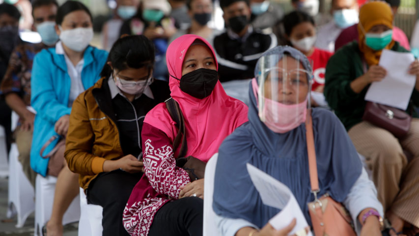Indonesia registra su mayor cifra de contagios por Covid-19 en un día