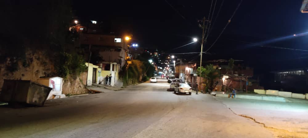 Plan de alumbrado se extiende a la Carretera Vieja