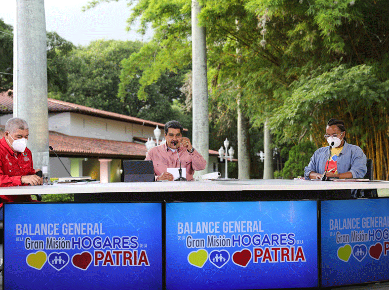 Maduro ordena ampliar sistema de bonos de la patria