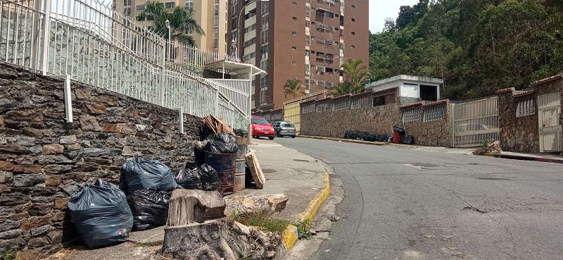 Fallas en servicio básicos aquejan a vecinos de Quenda