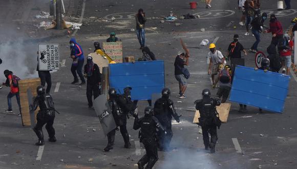 Reportan dos muertos en manifestaciones en Colombia