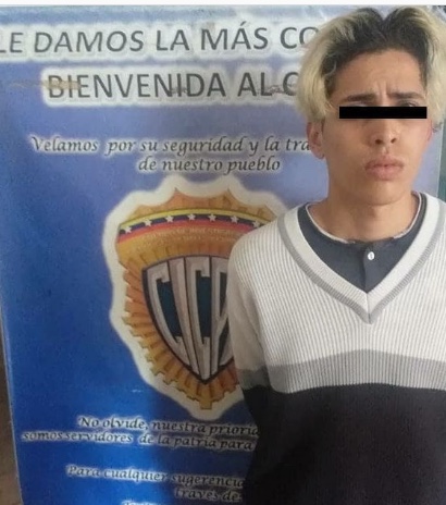 Hombre golpeó y robó a una mujer