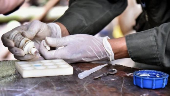 Detienen a mujer que llevaba droga en sus partes intímas