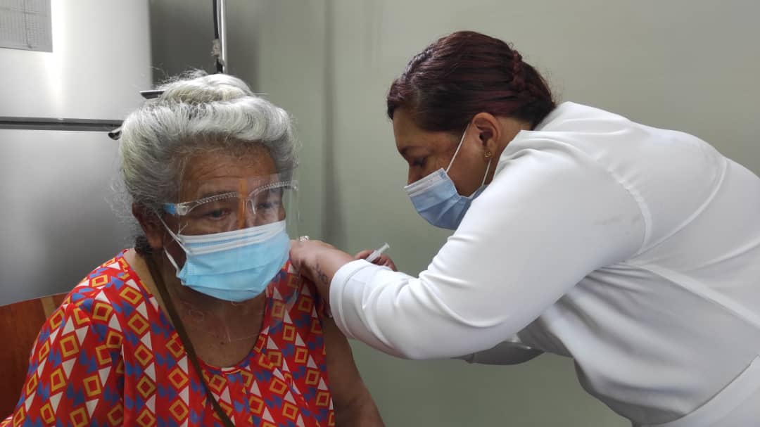 Miranda aumentará capacidad de vacunación contra el Covid