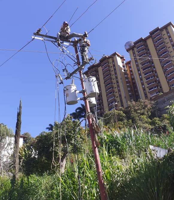 Corpoelec reubica bancos de transformadores