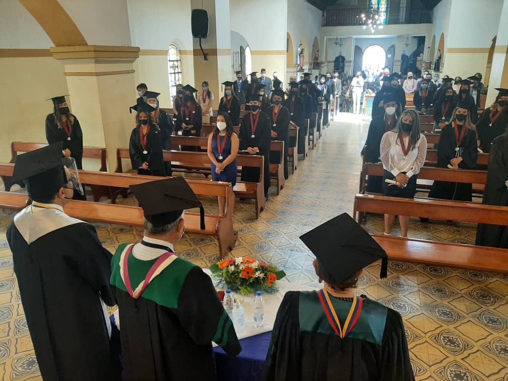 El IUTA celebra graduación de 51 Técnicos Superiores