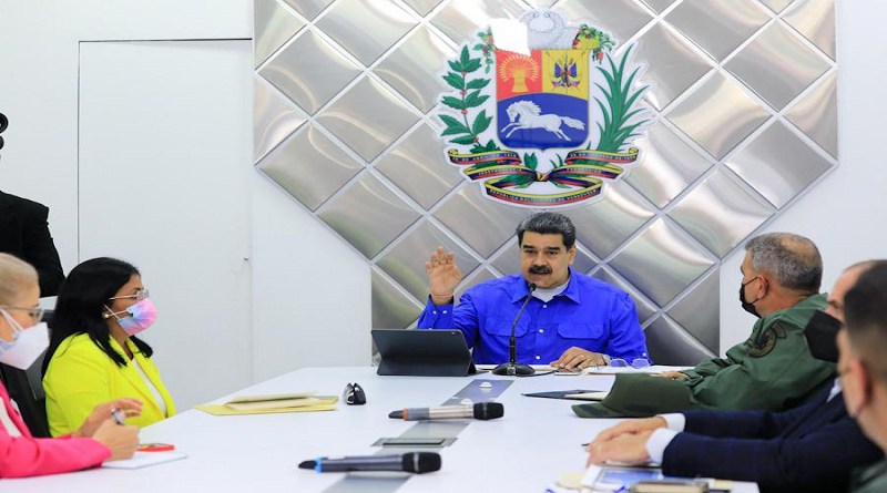 Maduro firma Decreto de Emergencia por las lluvias