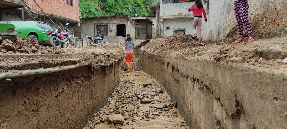 Las lluvias se ensañaron contra 20 familias de Andrés Bello