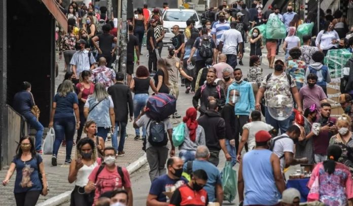 OMS: Descenso de contagios en América genera optimismo
