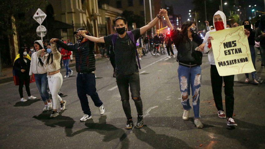 10 detenidos y 4 heridos deja manifestaciones en Bogotá