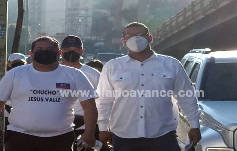 Candidato expresa preocupación por congestionamiento en bombas