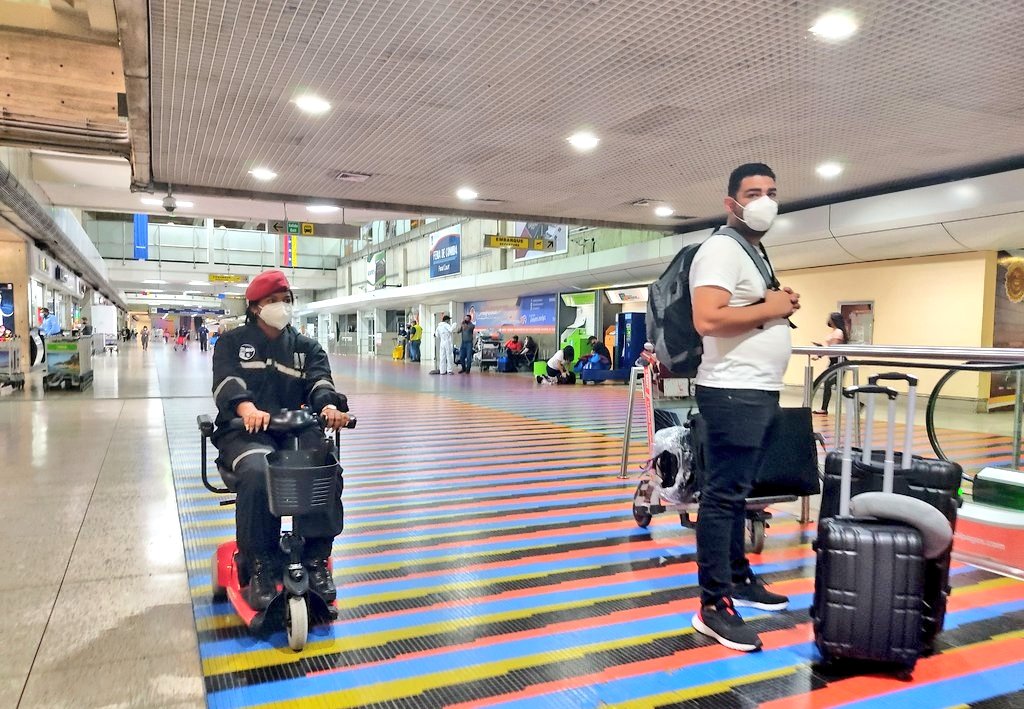 INAC extendió restricciones para vuelos internacionales