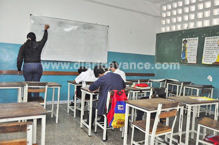 Descontento por pago de bono de “Regreso a clases”