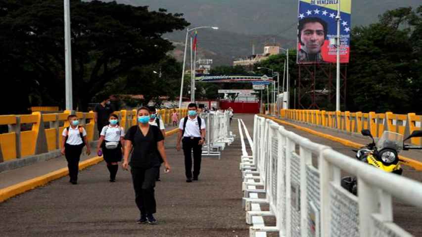 Colombia crea comando para fortalecer seguridad en la frontera