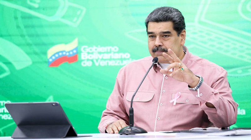 Maduro: 84% del personal de educación está vacunado
